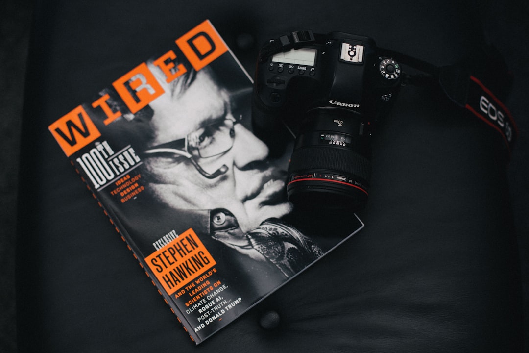 HOLA magazine: het tijdschrift voor de 3-lifestyle-voor-mannen