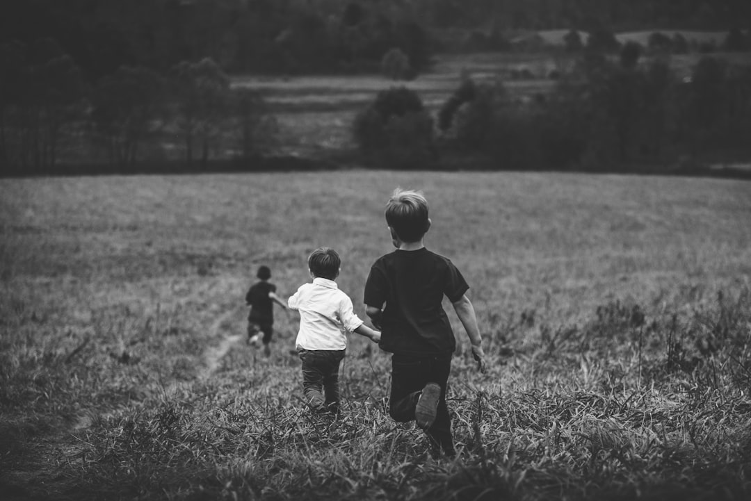Het familieleven van Ron Brandsteder: kinderen, zorg en doorzettingsvermogen